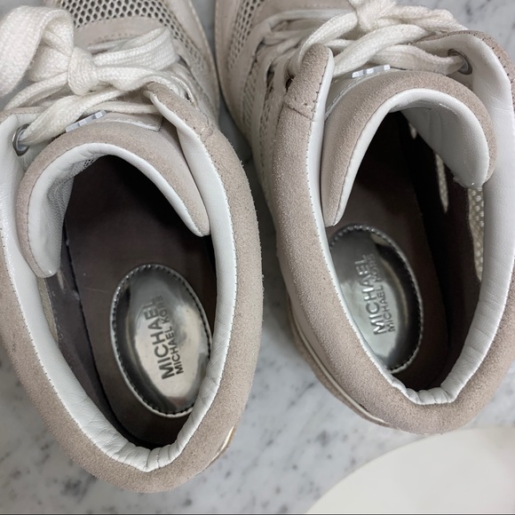 Michael Kors cream wedge sneakers - Picture 5 of 6